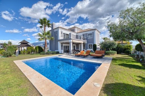 4 bedrooms House in Benahavis, Spain No. 25223 13