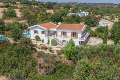 5 bedrooms House in Polis, Cyprus No. 29270 3