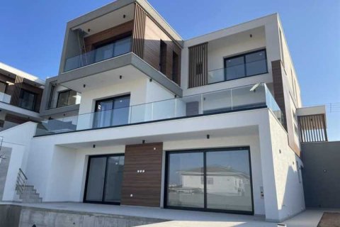 5 dormitorios House en Germasogeia, Cyprus No. 66526 1