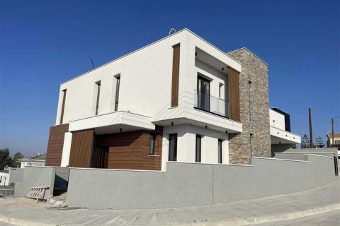 5 dormitorios House en Germasogeia, Cyprus No. 66526 2