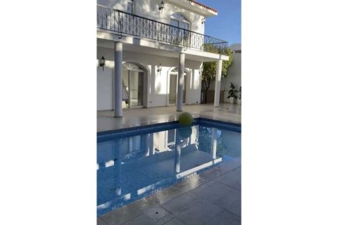 5 bedrooms Villa in Enkomi, Cyprus No. 66529 3