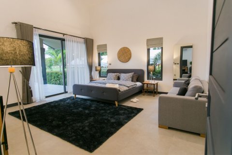 4 dormitorios Villa en Hua Hin, Thailand No. 998 5