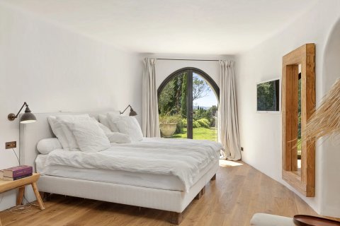 6 bedrooms Villa in Mougins, France No. 68076 8