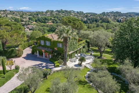 5 bedrooms Villa in Mougins, France No. 68077 1