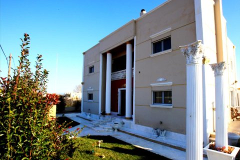 4 bedrooms Villa in Athens, Greece No. 50078 2