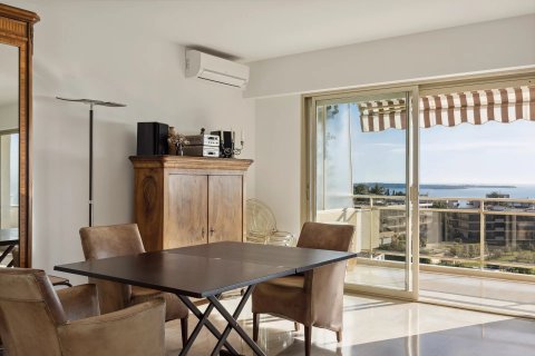 2 bedrooms Apartment in Cannes, France No. 73489 5