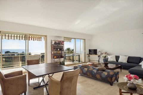 2 bedrooms Apartment in Cannes, France No. 73489 3