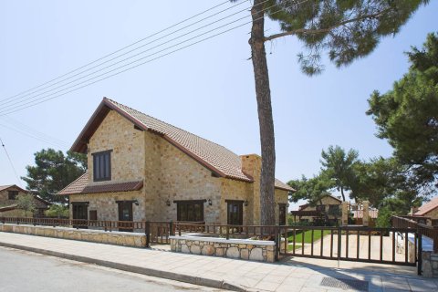 4 dormitorios House en Limassol, Cyprus No. 73488 4