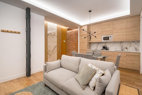 3 dormitorios Apartment en Madrid, Spain No. 26866 2