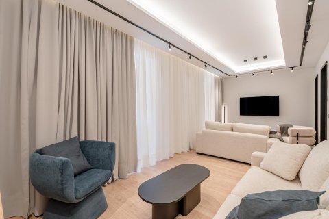 2 dormitorios Apartment en Madrid, Spain No. 26863 2