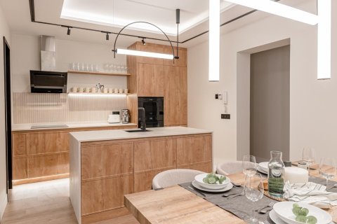 2 dormitorios Apartment en Madrid, Spain No. 26863 8