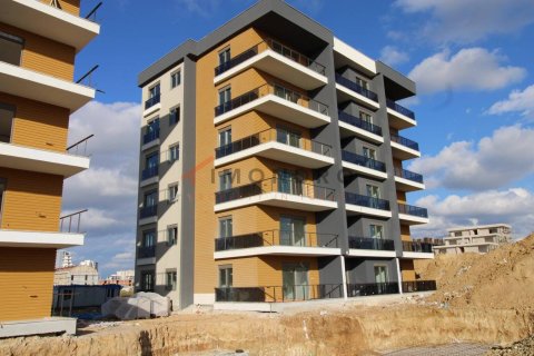 2+1 Apartment in Aksu, Turkey No. 17453 4