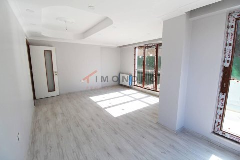 3+1 Apartment in Eyup, Turkey No. 17490 13