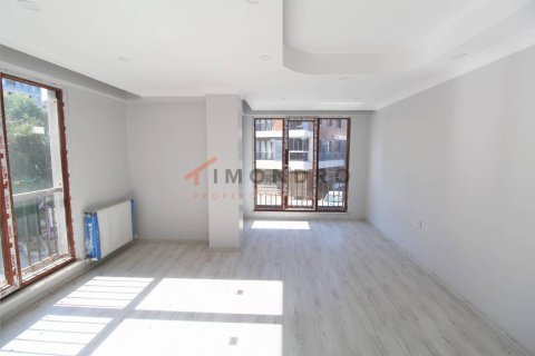 3+1 Apartment in Eyup, Turkey No. 17490 14