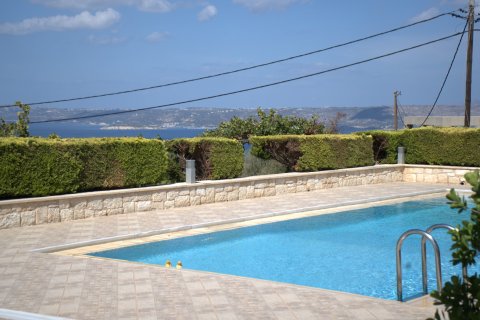 3 bedrooms Villa in Chania, Greece No. 64793 5