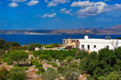 3 bedrooms Villa in Chania, Greece No. 64793 7