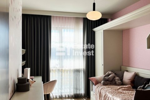 3+1 Apartment in Istanbul, Turkey No. 20067 10