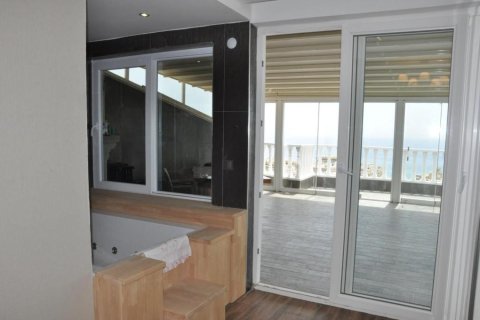 5 rooms Apartment in Mahmutlar, Turkey No. 21642 21