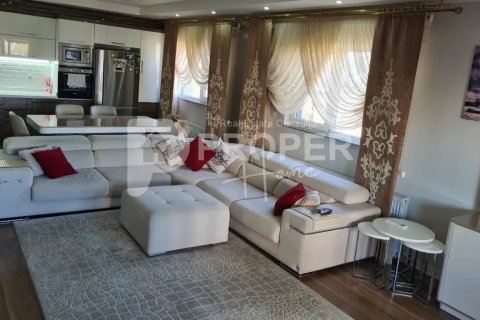 4 rooms Apartment in Konyaalti, Turkey No. 10835 8