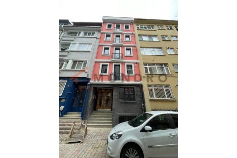 3+1 Apartment in Beyoglu, Turkey No. 17068 1