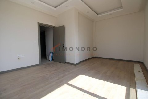 3+1 Apartment in Aksu, Turkey No. 17061 10