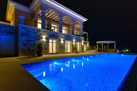 6 bedrooms Villa in Chania, Greece No. 48103 7