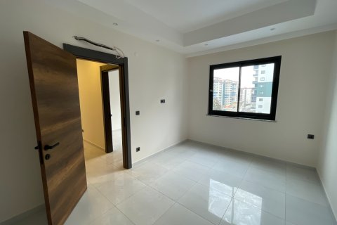 2+1 Apartment en Mahmutlar, Turkey No. 12778 5