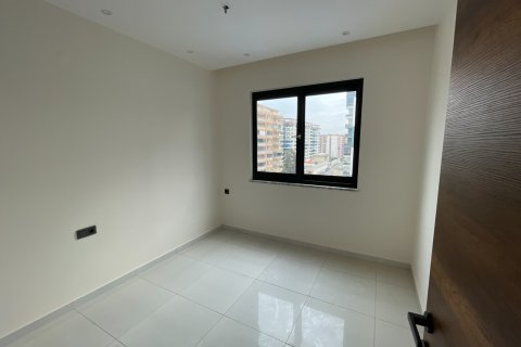 2+1 Apartment en Mahmutlar, Turkey No. 12778 15