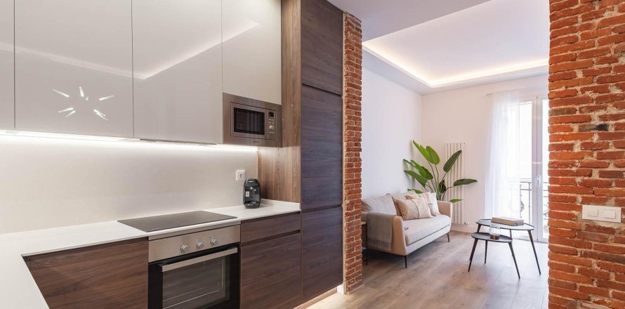 3 dormitorios Apartment en Madrid, Spain No. 26855