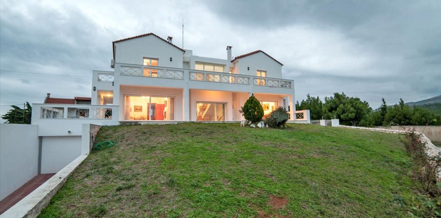 7 bedrooms House in Marathon, Greece No. 60007