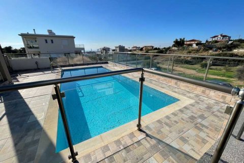 4 bedrooms Villa in Germasogeia, Cyprus No. 63263 3