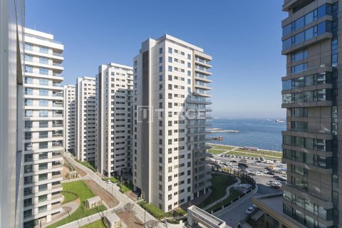 5+2 Apartment en Istanbul, Turkey No. 11204 4