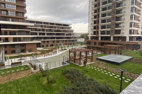 2+1 Apartment in Istanbul, Turkey No. 11189 20