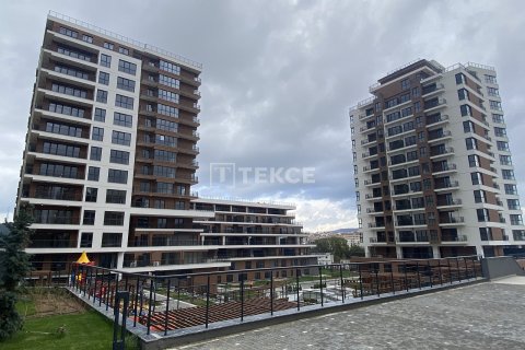 2+1 Apartment in Istanbul, Turkey No. 11189 1