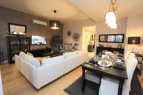 2+1 Apartment in Istanbul, Turkey No. 11189 12