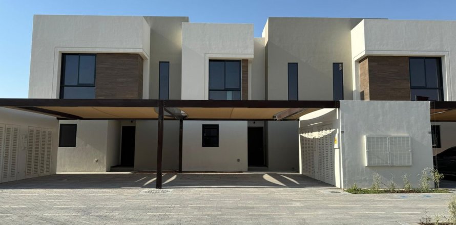 3 dormitorios Townhouse en  Yas Island, UAE No. 7607