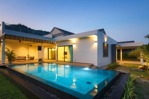 3 dormitorios Villa en Hua Hin, Thailand No. 1223 1