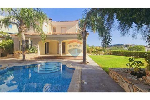 4 bedrooms Villa in Ypsonas, Cyprus No. 63192 1