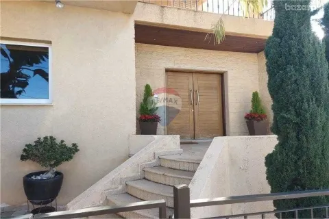 5 bedrooms House in Limassol, Cyprus No. 31801 4