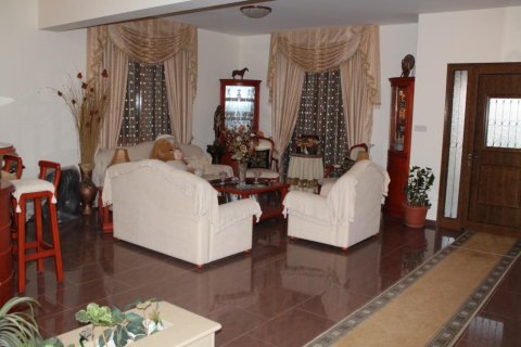 3 dormitorios Villa en Limassol, Cyprus No. 50634 2