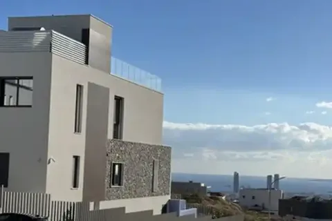 3 dormitorios Villa en Germasogeia, Cyprus No. 30353 1