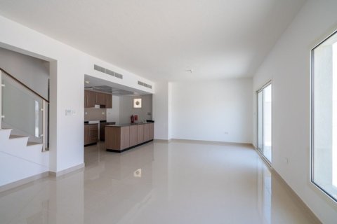 3 bedrooms Townhouse in Al Samha, UAE No. 5812 3