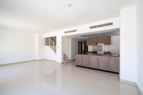 3 bedrooms Townhouse in Al Samha, UAE No. 5812 6