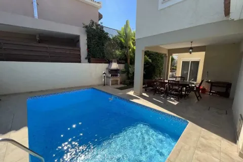 4 bedrooms Villa in Mouttagiaka, Cyprus No. 31778 3