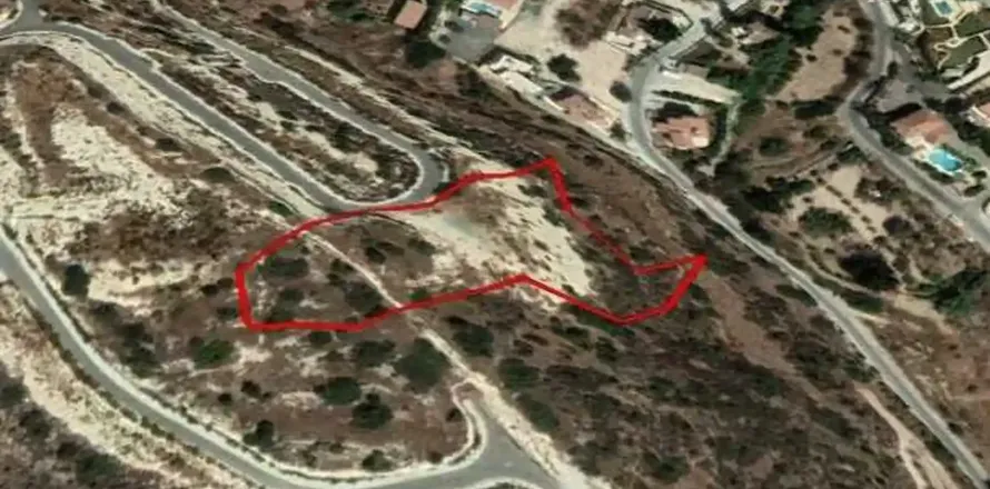 5300m² Land in Agios Tychonas, Cyprus No. 35778