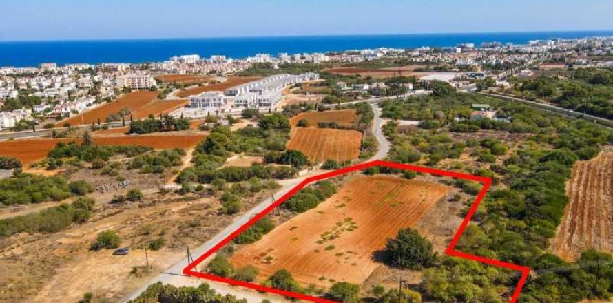 6441m² Land à Paralimni, Cyprus No. 35773