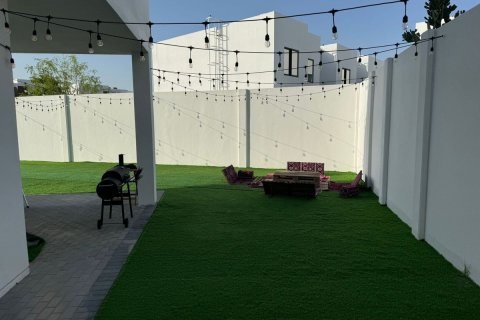 3 bedrooms Townhouse in Al Ghadeer 2, UAE No. 7187 4