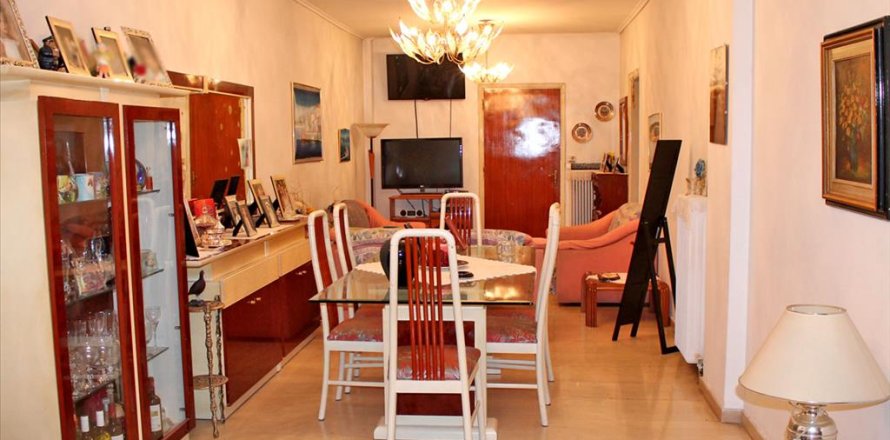 3 dormitorios Apartment en Agios Dimitrios, Greece No. 59552