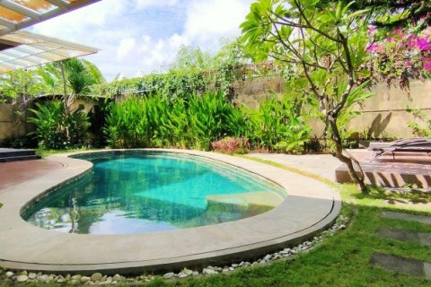 3 bedrooms Villa in Seminyak, Indonesia No. 23010 9