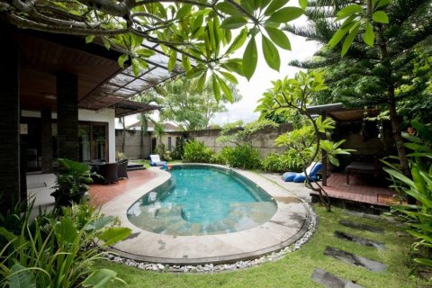 3 bedrooms Villa in Seminyak, Indonesia No. 23010 8